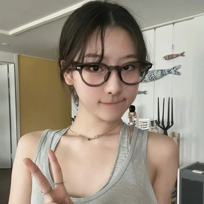 女哭声